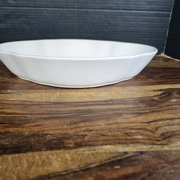 Over & Back White Unique Pasta Salad Fruit Oval Deep Serving Bowl 13" x 10" NEW - Picture 2 of 9